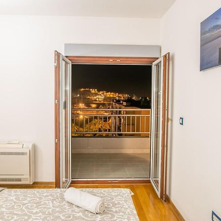 Apartment Stefano บาร์ ภายนอก รูปภาพ