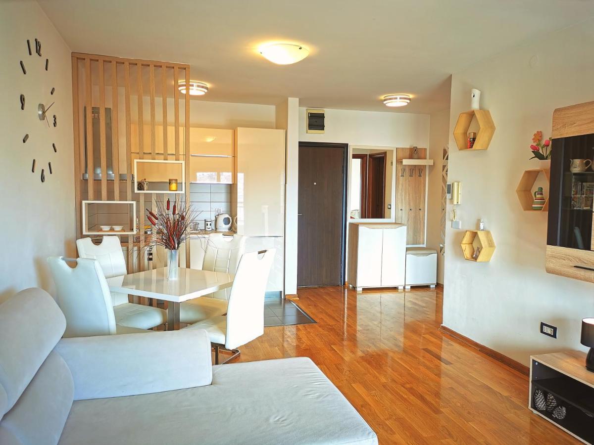 Apartment Stefano บาร์ ภายนอก รูปภาพ