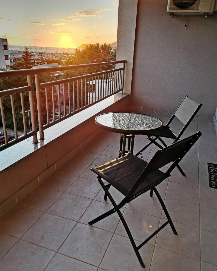 Apartment Stefano บาร์ ภายนอก รูปภาพ